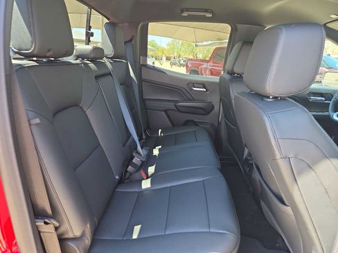 New 2026 Chevrolet Colorado LT w/ LT Convenience Package AWD/4WD image 17