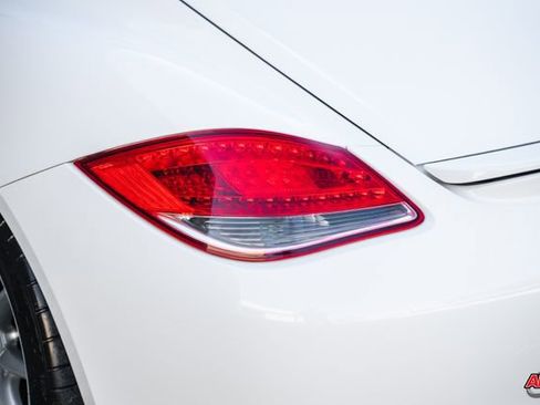 Used 2011 Porsche Cayman image 40