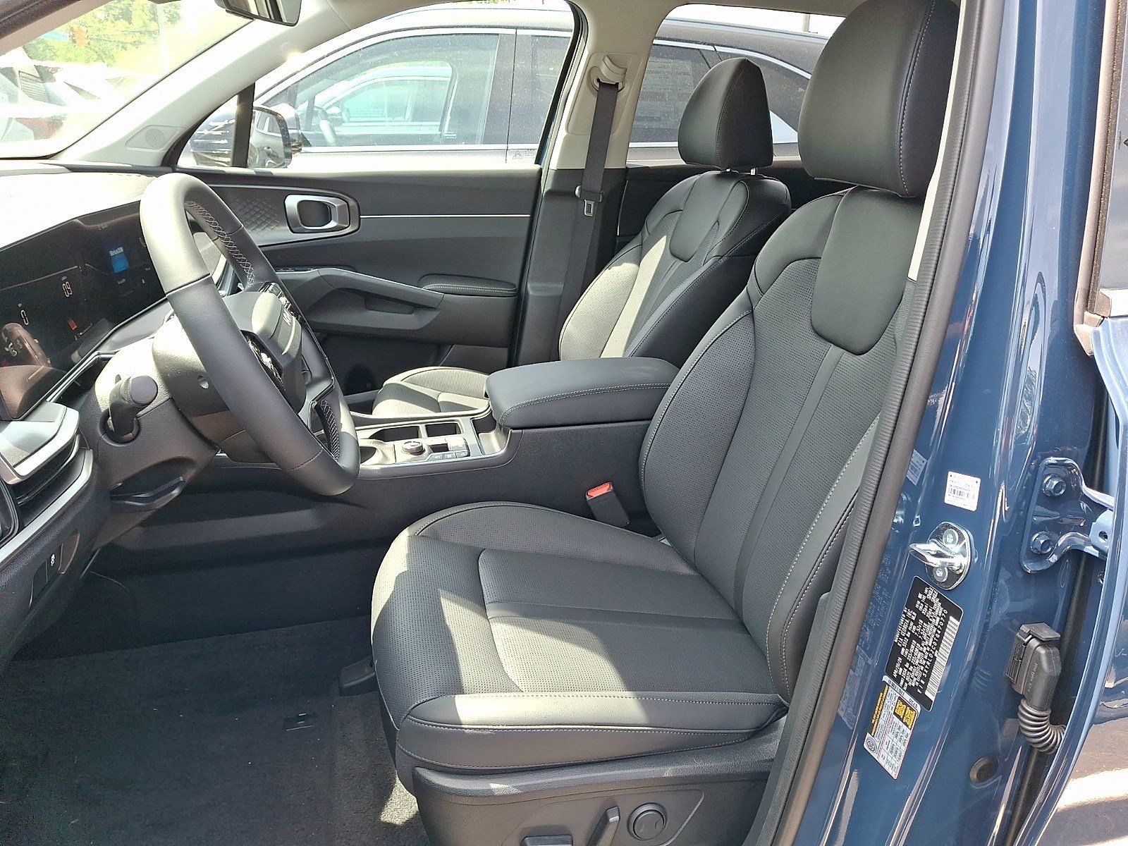 New 2026 Kia Sorento S AWD/4WD image 6