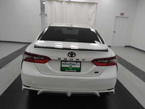 Used 2023 Toyota Camry SE FWD image 7