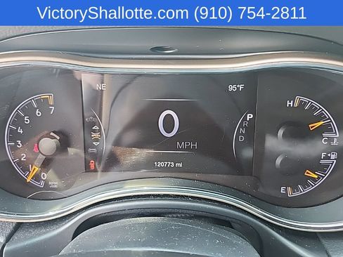 Used 2017 Jeep Grand Cherokee Limited AWD/4WD image 14