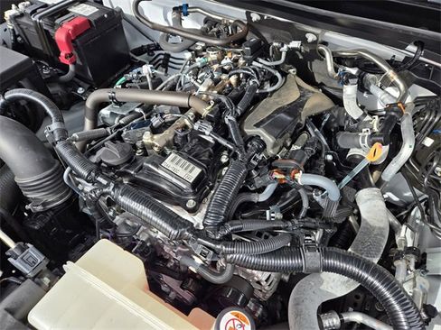 Certified 2024 Toyota Tacoma SR5 image 17