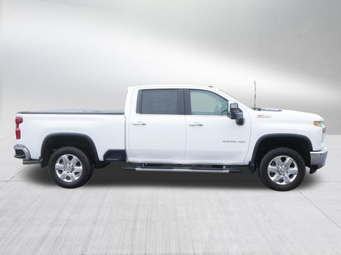 Used 2022 Chevrolet Silverado 3500 LTZ AWD/4WD image 8