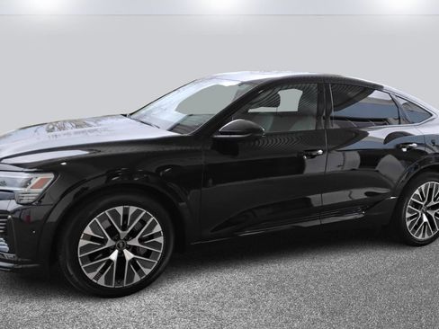 Certified 2024 Audi Q8 e-tron Premium Plus w/ Premium Plus Package image 3