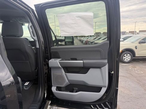New 2026 Ford F250 XLT w/ XLT Premium Package AWD/4WD image 43