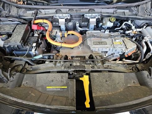 Used 2023 Nissan Ariya FWD image 17