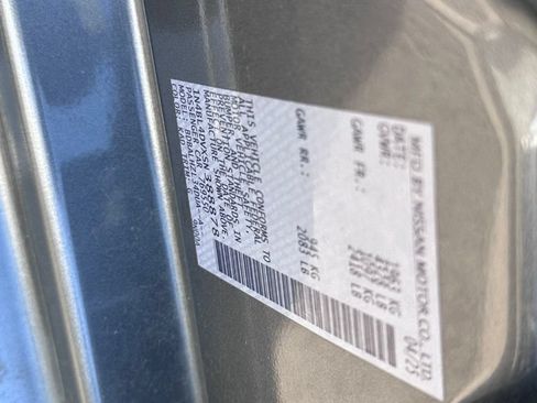 Used 2025 Nissan Altima 2.5 SV FWD image 30