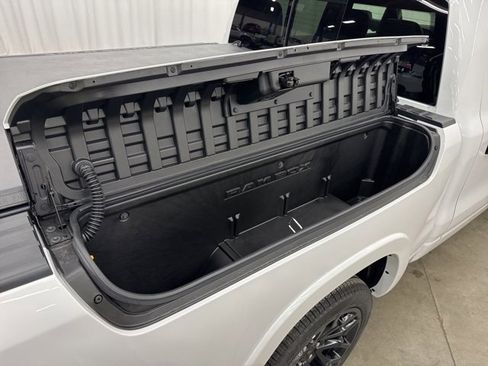 New 2026 RAM 1500 Limited image 28