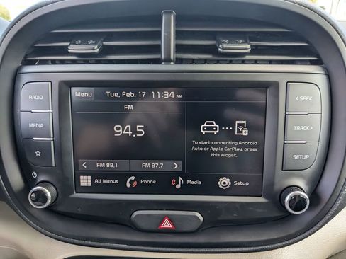 Certified 2025 Kia Soul LX image 25