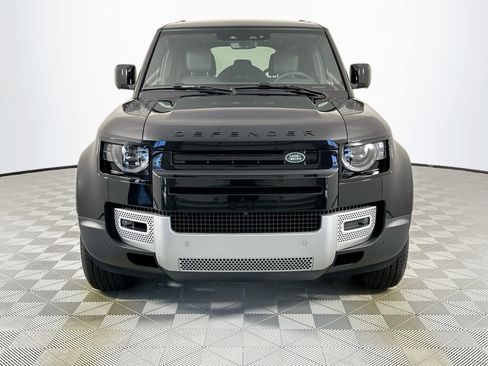 Used 2025 Land Rover Defender 110 S AWD/4WD image 2