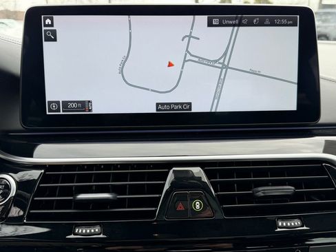 Used 2021 BMW M550i xDrive w/ Executive Package image 25