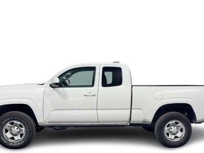 Used 2022 Toyota Tacoma SR w/ SR Convenience Package