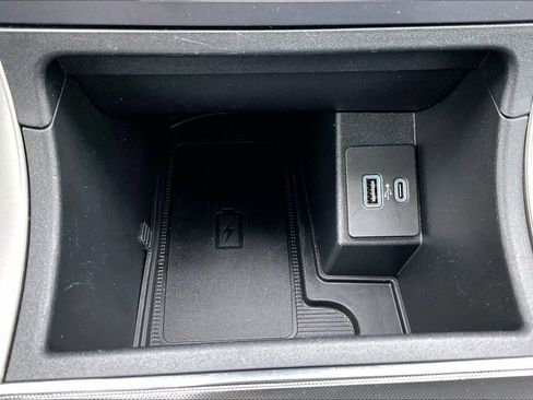 Certified 2022 Ford Edge SEL w/ Convenience Package image 32