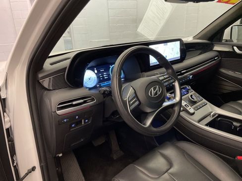Used 2023 Hyundai Palisade Calligraphy image 20