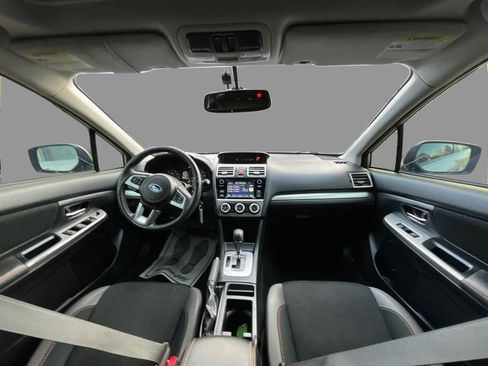 Used 2016 Subaru Crosstrek 2.0i Premium w/ Moonroof Package image 9