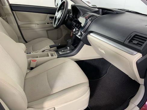 Used 2013 Subaru Crosstrek 2.0i Premium image 14
