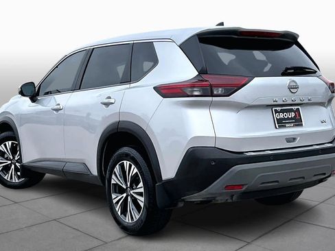 Used 2022 Nissan Rogue SV image 10