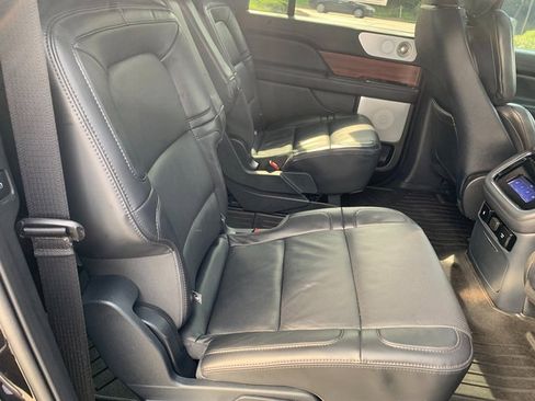 Certified 2024 Lincoln Navigator L Reserve AWD/4WD image 16