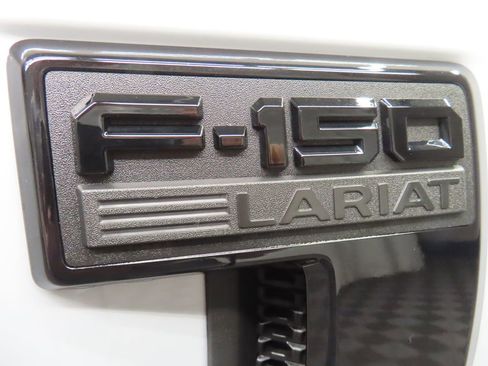 Used 2025 Ford F150 Lariat AWD/4WD image 55