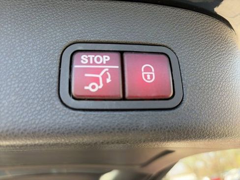 Used 2019 Mercedes-Benz GLS 450 4MATIC image 10