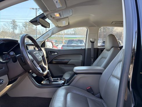 Used 2015 GMC Canyon SLT w/ Driver Alert Package image 11