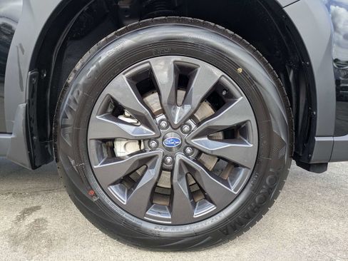 Certified 2025 Subaru Outback Onyx Edition w/ Popular Package #2 image 11