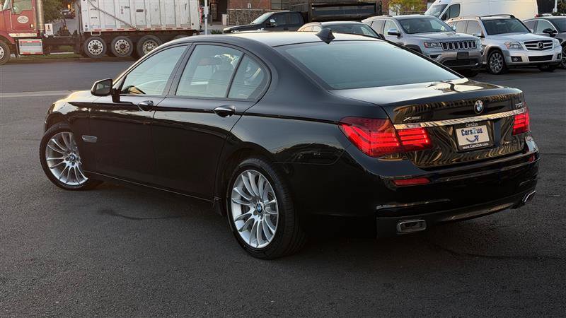 Used 2015 BMW 750i xDrive AWD/4WD image 4