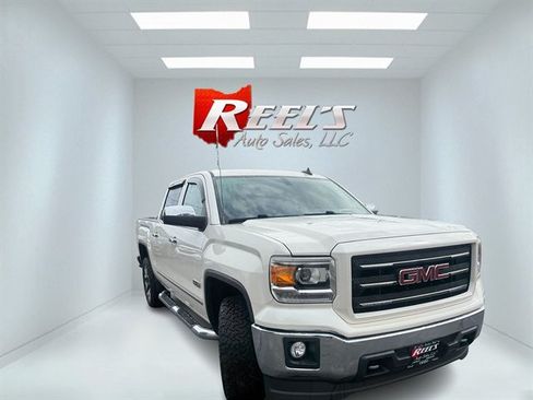 Used 2015 GMC Sierra 1500 SLE w/ All-Terrain Package AWD/4WD image 3