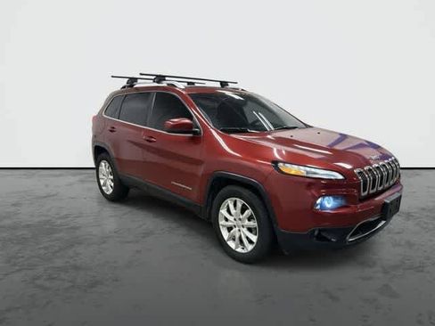 Used 2015 Jeep Cherokee Limited w/ Luxury Group AWD/4WD image 5