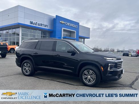 New 2026 Chevrolet Traverse LT w/ LPO, Floor Liner Package image 1