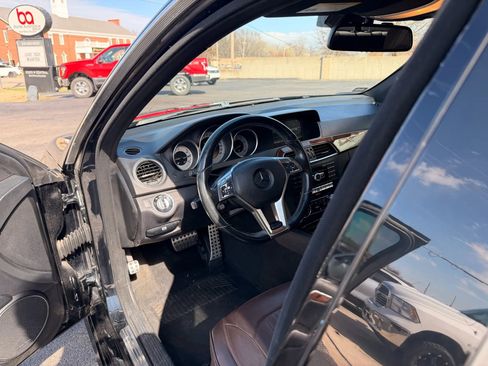 Used 2012 Mercedes-Benz C 250 Sedan image 12