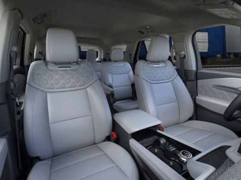 New 2026 Ford Explorer Platinum AWD/4WD image 10