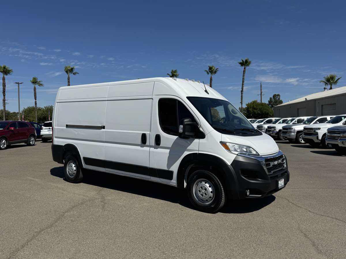 Used 2023 RAM ProMaster 2500 w/ Driver Convenience Group FWD image 13