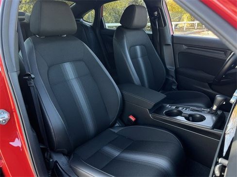 Used 2025 Honda Civic Sport image 29