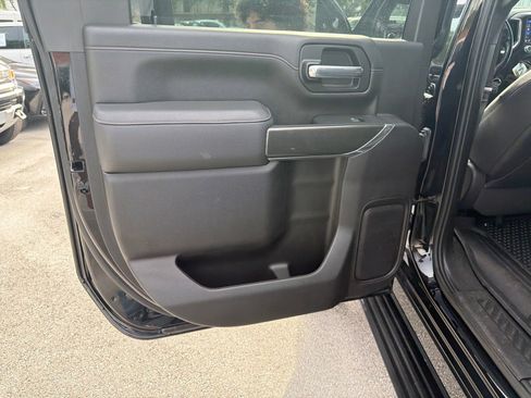 Used 2023 GMC Sierra 2500 AT4 w/ AT4 Preferred Package AWD/4WD image 13