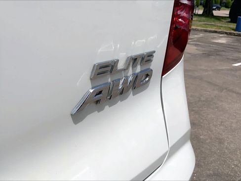 Used 2016 Honda Pilot Elite image 10