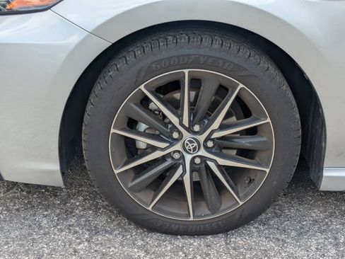 Used 2023 Toyota Camry SE FWD image 10