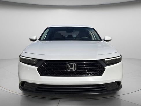 Certified 2024 Honda Accord LX image 5