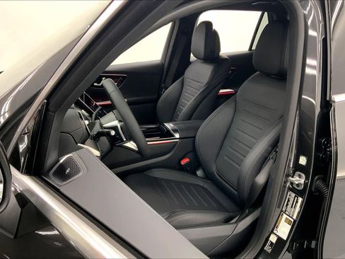 New 2026 Mercedes-Benz GLC 300 image 22