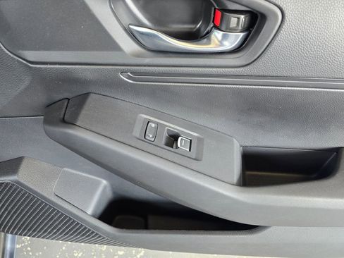 Used 2023 Honda Accord LX image 25