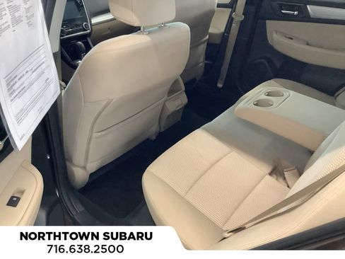 Used 2019 Subaru Outback 2.5i Premium AWD/4WD image 15