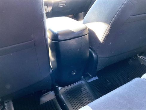 Used 2017 Toyota RAV4 XLE w/ Protection Package image 29