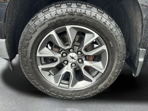 Used 2023 Chevrolet Silverado 1500 LT RWD image 18