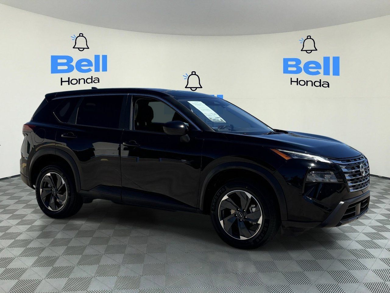 Used 2025 Nissan Rogue SV AWD/4WD image 6