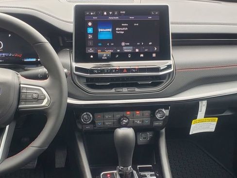 New 2026 Jeep Compass Trailhawk AWD/4WD image 23