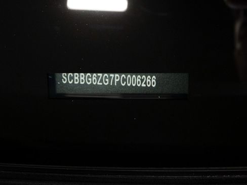 Used 2023 Bentley Flying Spur Azure image 80