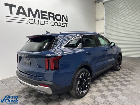 Used 2025 Kia Sorento SX image 7