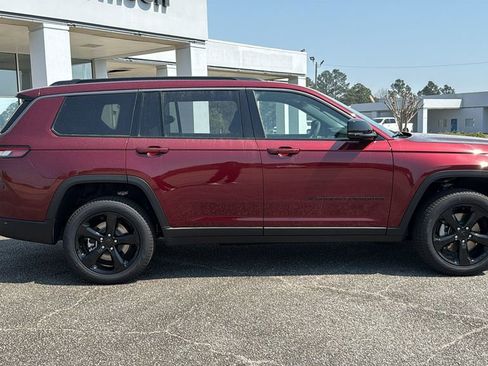 New 2026 Jeep Grand Cherokee L Limited image 8