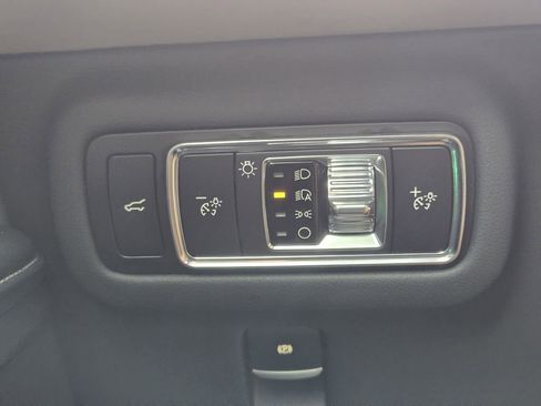 Used 2024 Lincoln Nautilus Reserve w/ Equipment Group 202A image 26