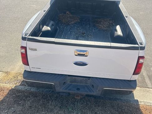 Used 2008 Ford F350 FX4 image 4